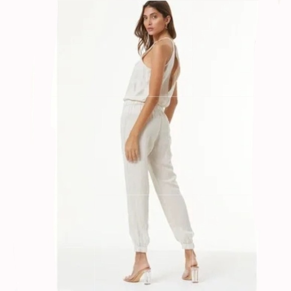 🔥 SALE🔥 Young Broke & Fabulous sea salt tan linen blend Diego jumpsuit Sm - Picture 3 of 14
